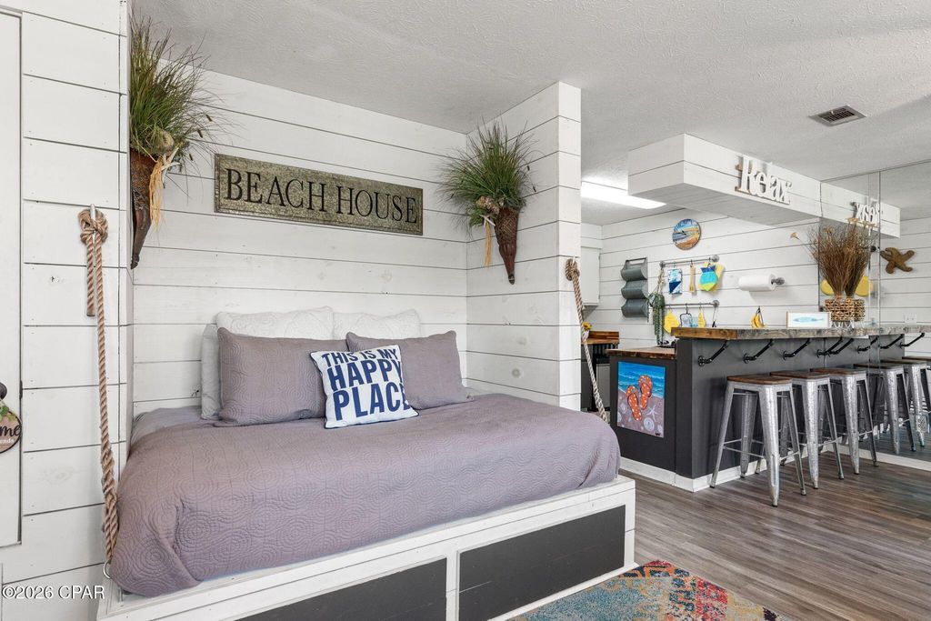 Image 10 of property listing at 134 Damon Circle H, Panama City Beach, FL 32407