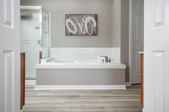 3443 Village Club Drive, Powell, OH 43065