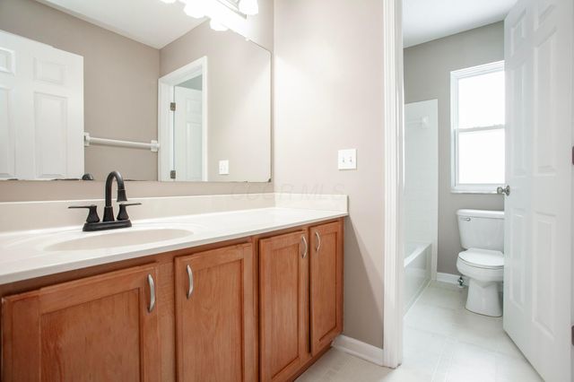 3443 Village Club Drive, Powell, OH 43065