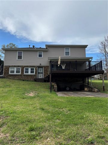 6629 Berry Road, Kansas City, KS 66106