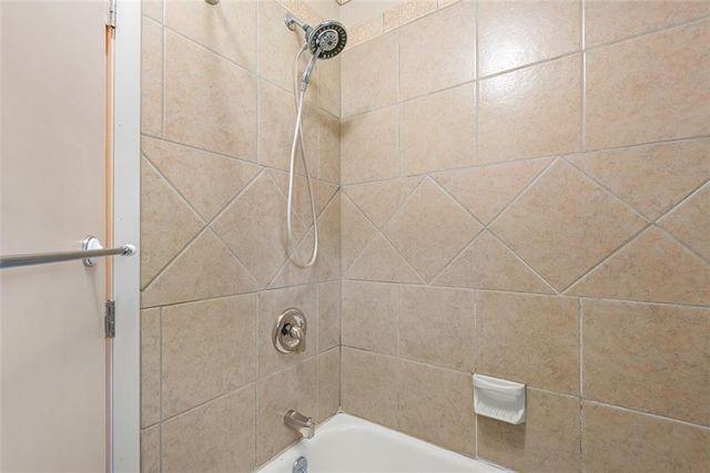 6629 Berry Road, Kansas City, KS 66106