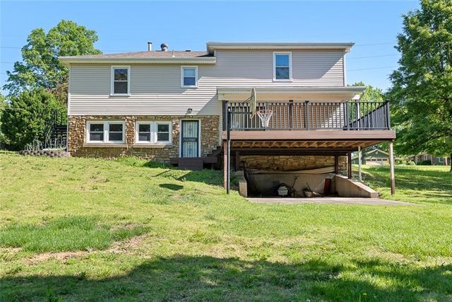 6629 Berry Road, Kansas City, KS 66106