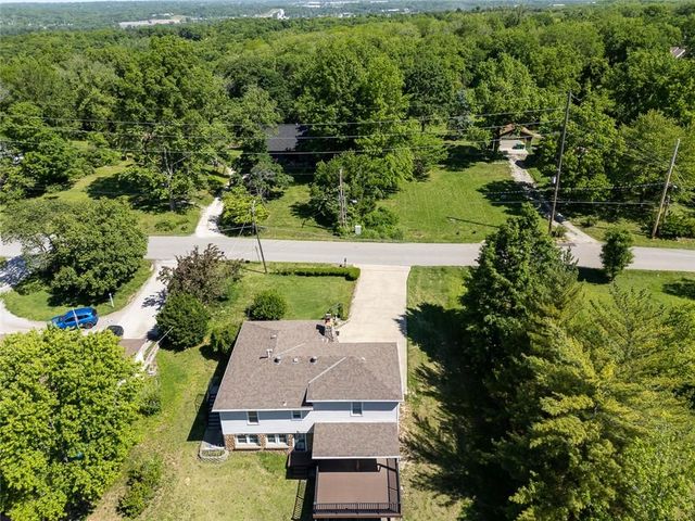 6629 Berry Road, Kansas City, KS 66106