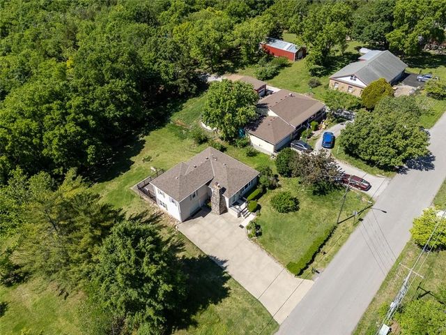 6629 Berry Road, Kansas City, KS 66106