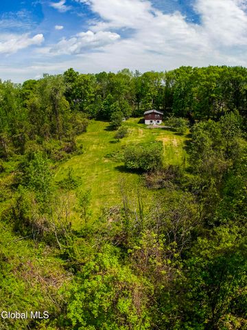 1631 S Old Post Road, Schodack, NY 12033
