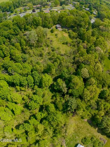 1631 S Old Post Road, Schodack, NY 12033