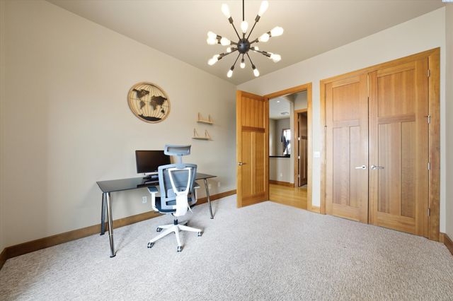 4604 Shoreline Court, Pasco, WA 99301