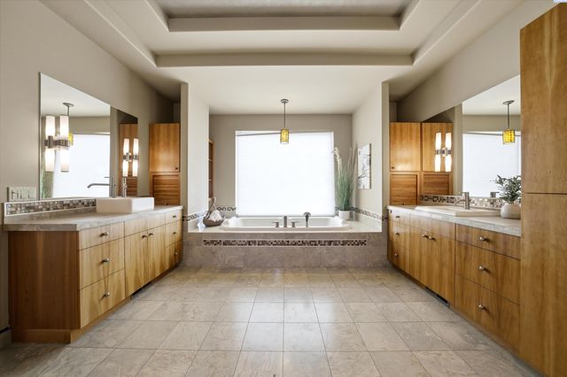 4604 Shoreline Court, Pasco, WA 99301