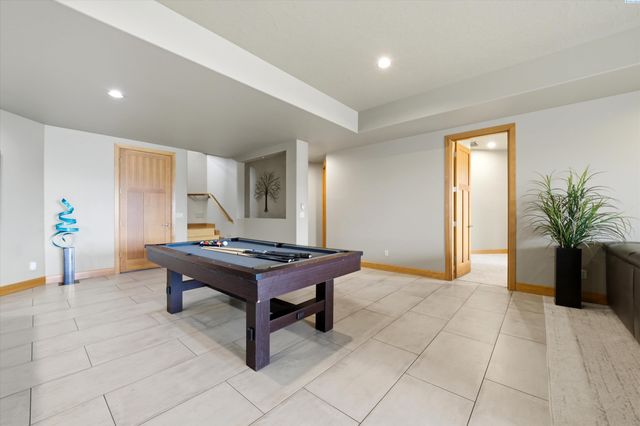 4604 Shoreline Court, Pasco, WA 99301