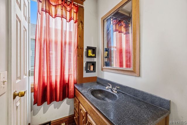 34 Englewood Avenue, Buffalo, NY 14214