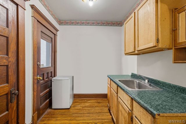 34 Englewood Avenue, Buffalo, NY 14214