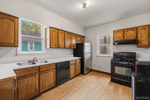 34 Englewood Avenue, Buffalo, NY 14214