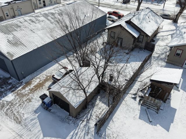 1311 3rd Avenue N, Fargo, ND 58102