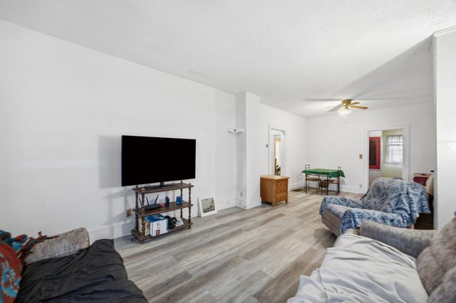 1311 3rd Avenue N, Fargo, ND 58102