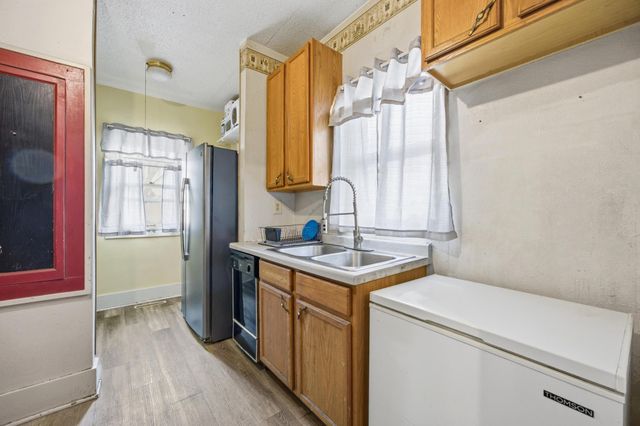 1311 3rd Avenue N, Fargo, ND 58102