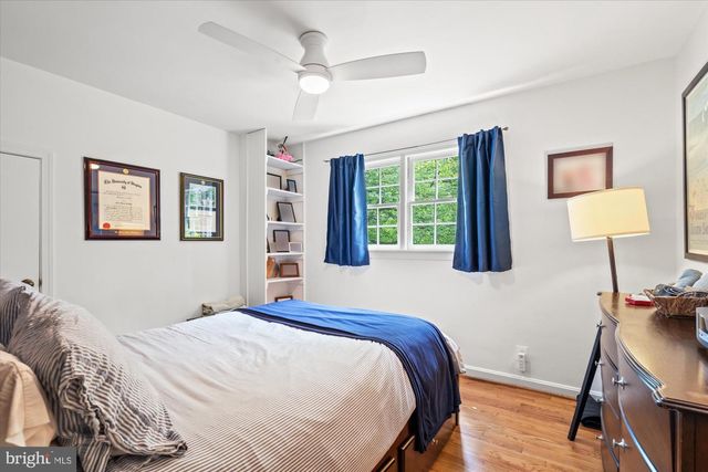 809 E TIMBER BRANCH PKWY, Alexandria, VA 22302