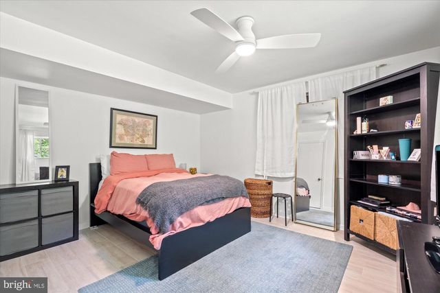 809 E TIMBER BRANCH PKWY, Alexandria, VA 22302