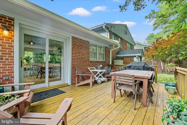 809 E TIMBER BRANCH PKWY, Alexandria, VA 22302