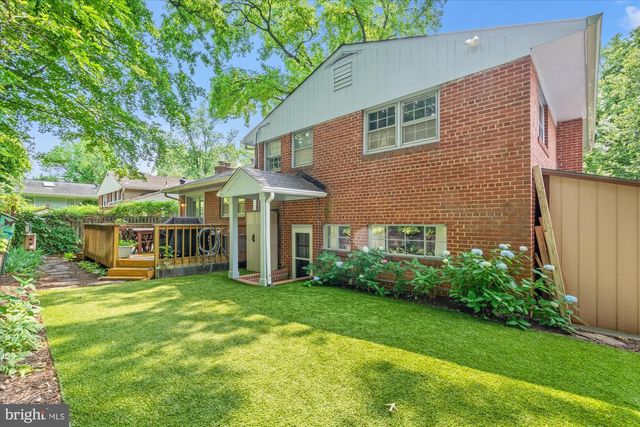 809 E TIMBER BRANCH PKWY, Alexandria, VA 22302