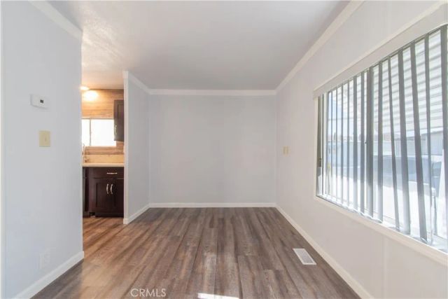 725 W THORNTON West 25, Hemet, CA 92543