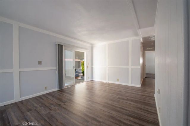 725 W THORNTON West 25, Hemet, CA 92543