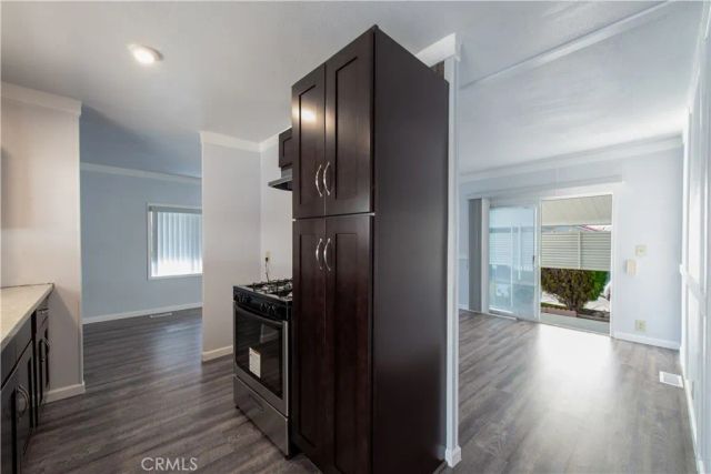 725 W THORNTON West 25, Hemet, CA 92543