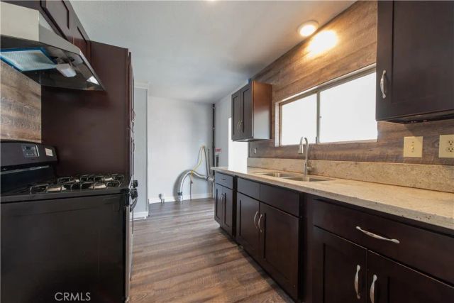 725 W THORNTON West 25, Hemet, CA 92543