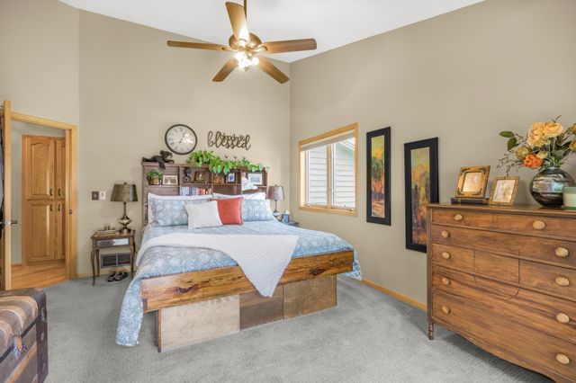 19363 E Tri Oak Circle NE, Wyoming, MN 55092