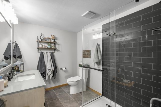 19363 E Tri Oak Circle NE, Wyoming, MN 55092