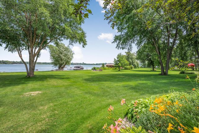 19363 E Tri Oak Circle NE, Wyoming, MN 55092