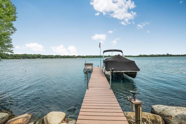 19363 E Tri Oak Circle NE, Wyoming, MN 55092