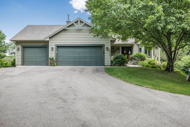 19363 E Tri Oak Circle NE, Wyoming, MN 55092