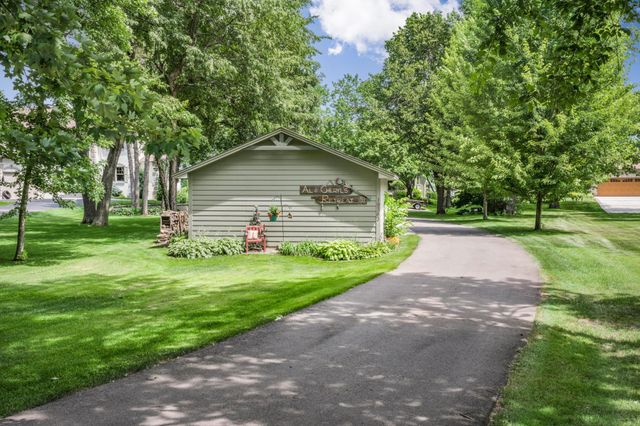 19363 E Tri Oak Circle NE, Wyoming, MN 55092