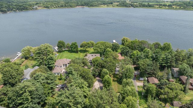 19363 E Tri Oak Circle NE, Wyoming, MN 55092