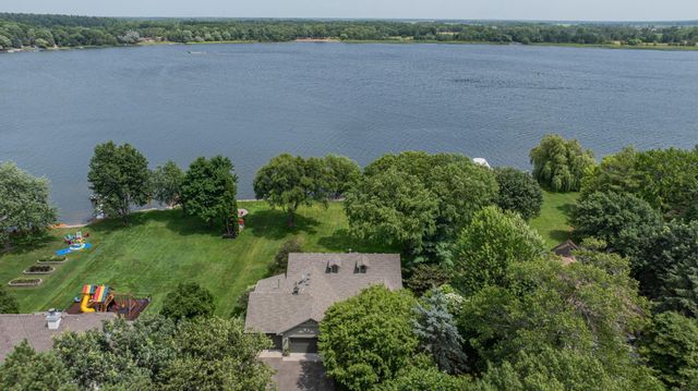 19363 E Tri Oak Circle NE, Wyoming, MN 55092