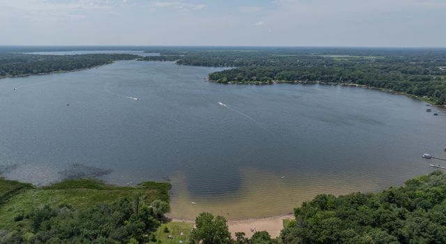 19363 E Tri Oak Circle NE, Wyoming, MN 55092