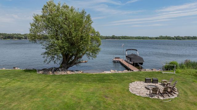 19363 E Tri Oak Circle NE, Wyoming, MN 55092