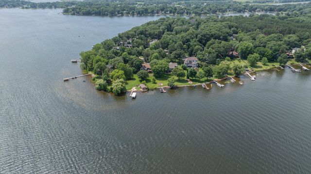 19363 E Tri Oak Circle NE, Wyoming, MN 55092