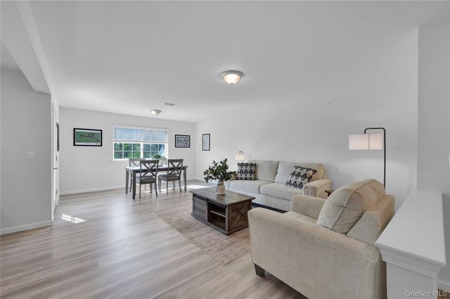 206 Golf Links Road 232, Middletown, NY 10940