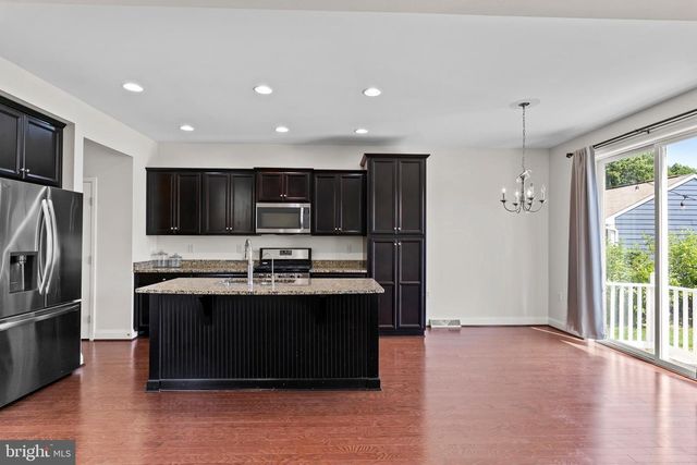 524 SHAW, Mechanicsburg, PA 17050