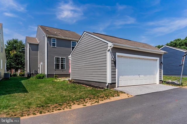 524 SHAW, Mechanicsburg, PA 17050