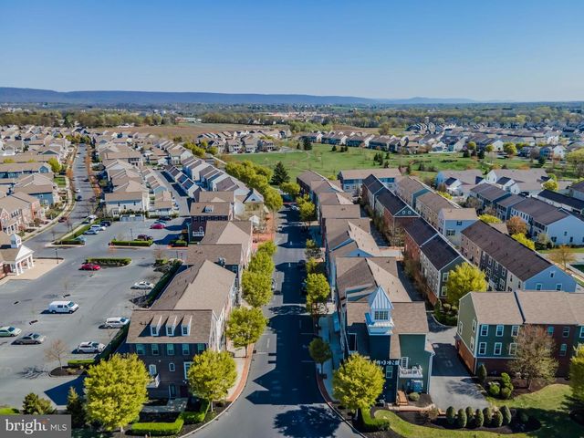 524 SHAW, Mechanicsburg, PA 17050