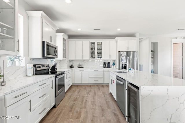 5522 Thomas Drive, Panama City, FL 32408