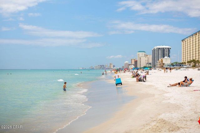 5522 Thomas Drive, Panama City, FL 32408