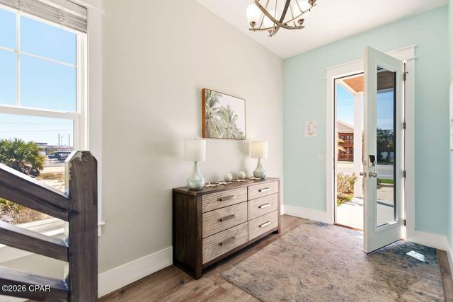 5522 Thomas Drive, Panama City, FL 32408