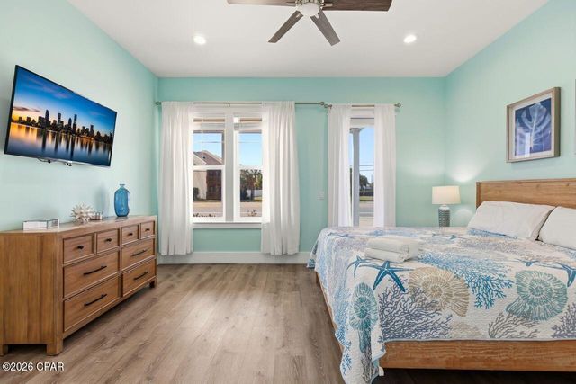 5522 Thomas Drive, Panama City, FL 32408