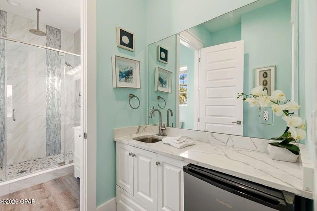 5522 Thomas Drive, Panama City, FL 32408