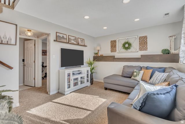 4689 W HELENIC LN, West Jordan, UT 84088