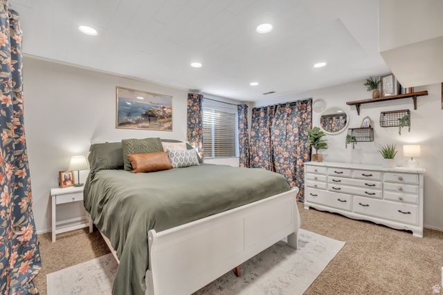 4689 W HELENIC LN, West Jordan, UT 84088