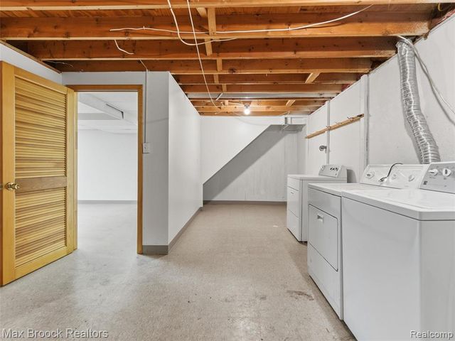 30748 Quinkert Street 1, Roseville, MI 48066